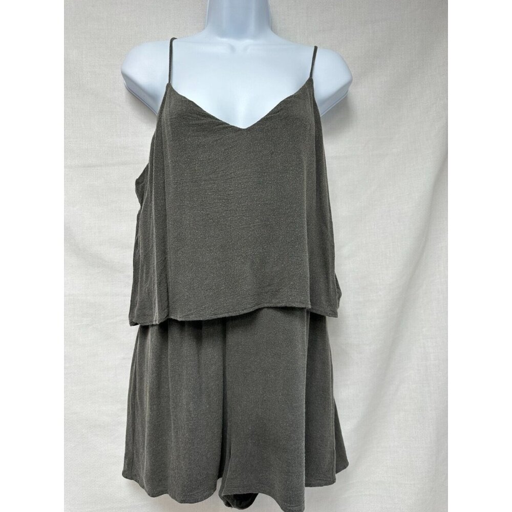 LAVENDER BROWN Gray Shorts Romper, Women's Size M